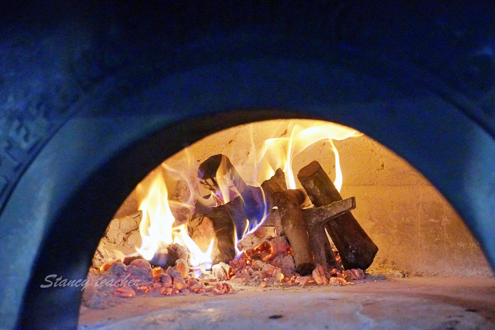BANCO棒可 窯烤PIZZA . 自製生麵 八德店｜義大利卡納諾利米製作，開心果海鮮、牛肝箘燉飯濃郁美味