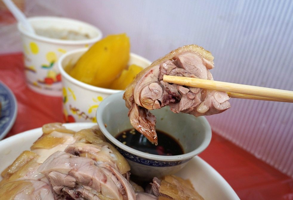 陽明山-竹子湖餐廳推薦｜青菜園超人氣放山白切雞，又油又嫩又香又好吃（菜單、價格）