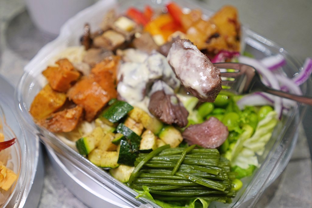 台北松山區美食｜杉SHAN健康盒Balanced Box｜輕食沙拉界的愛馬仕 奢華版涼麵沙拉
