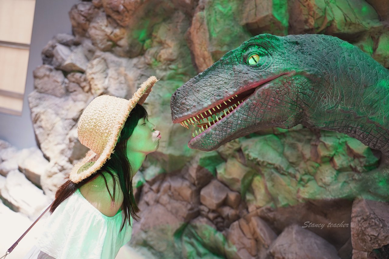 澎湖免費景點｜小門地質館探索館，免門票親子同遊探索侏羅紀公園還可以跟恐龍拍網美照