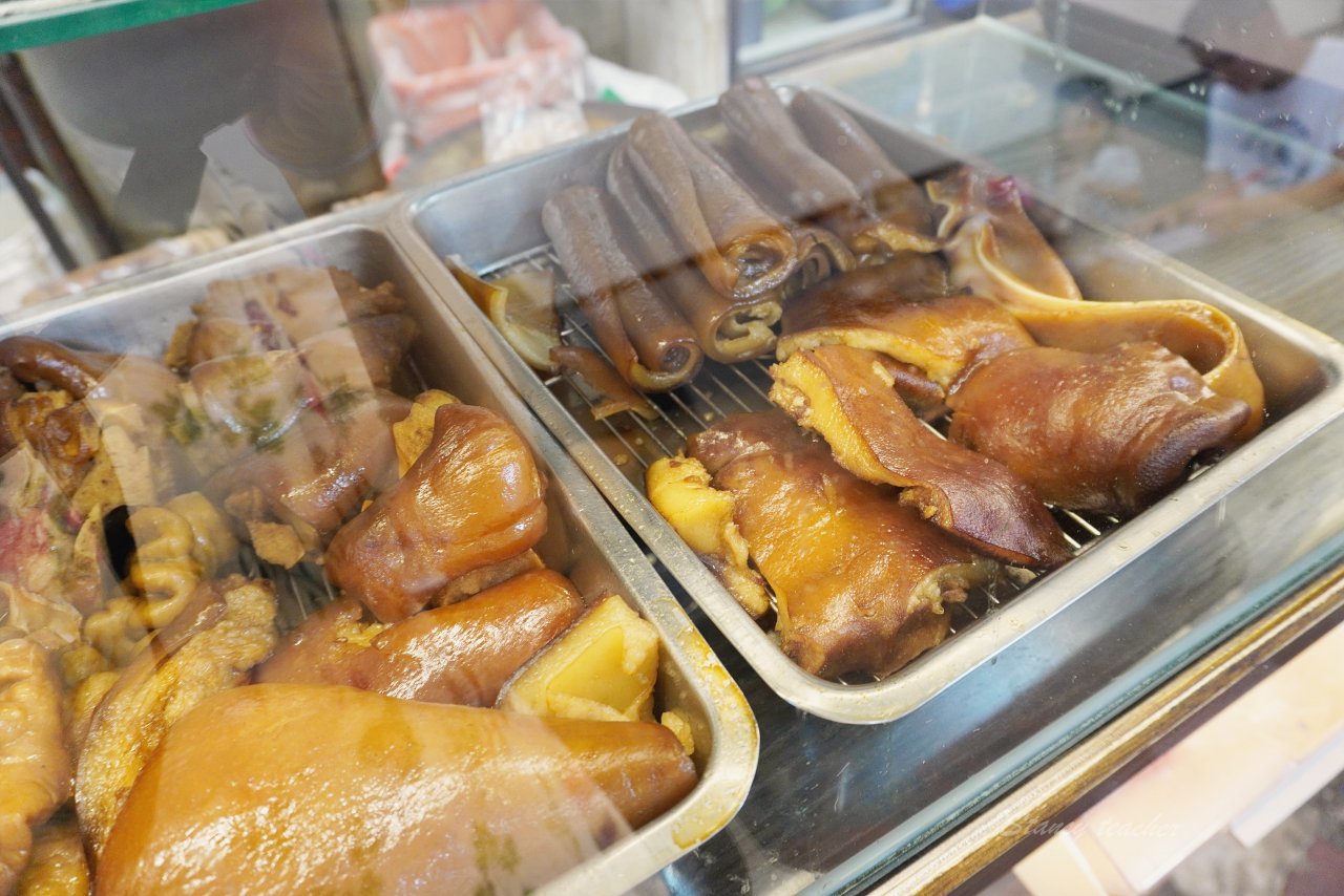 大雞大-雞絲飯 淡金公路上好吃白斬土雞肉，不用上陽明山就可以吃到的美味土雞