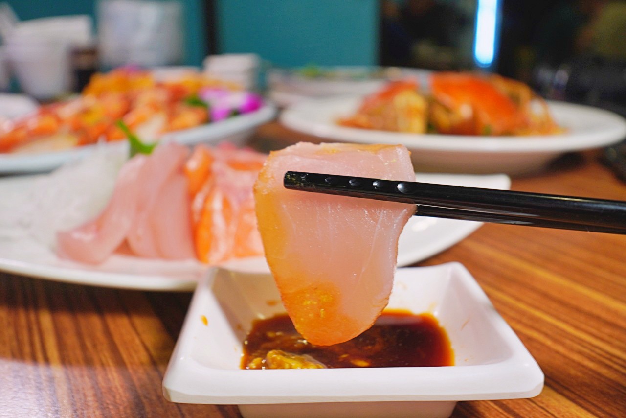 漁聞樂海鮮料理，台北吃龍蝦桌菜海鮮套餐平價新鮮，每日船家漁港直送又夠青（菜單、價格）