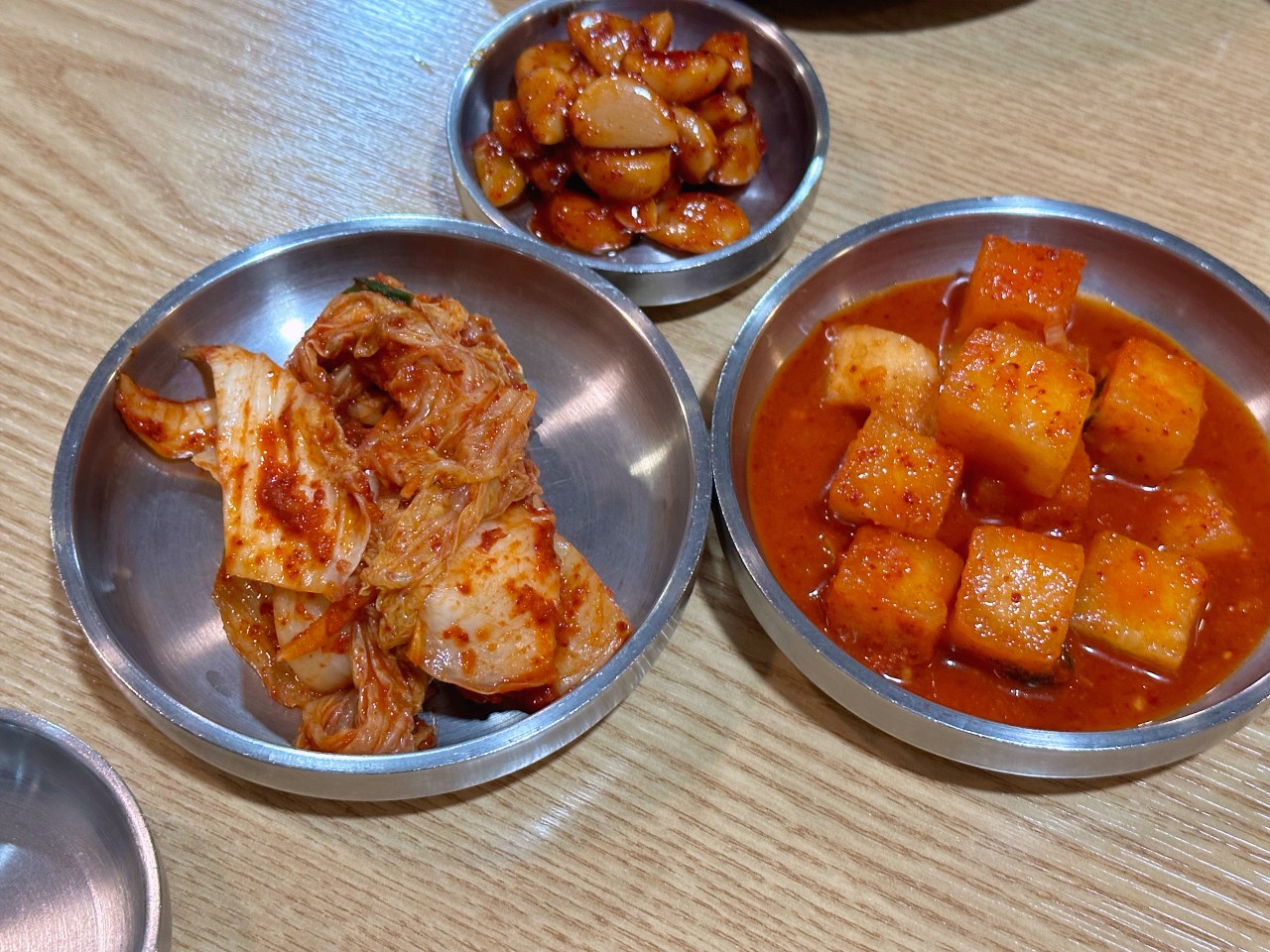 2023韓國首爾必吃，百年土種蔘雞湯 韓國米其林推薦餐廳湯頭鮮甜甘美肉質不柴口