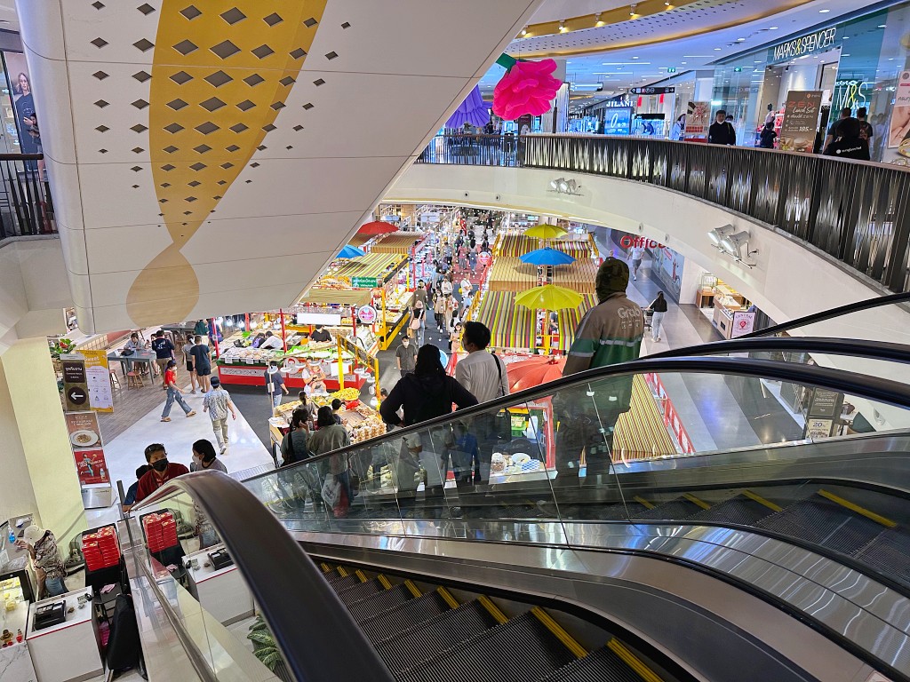 尚泰清邁購物中心Central Festival，設有Tops Market泰國最有質感超市好逛又好買