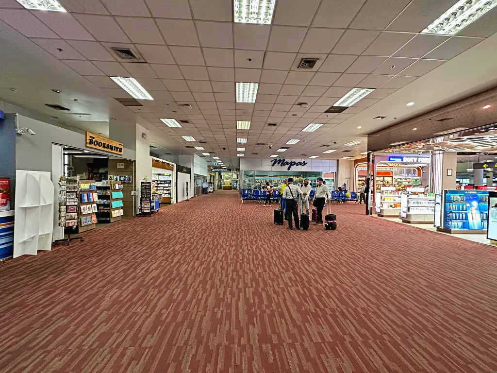 泰國清邁機場必買 清邁機場候機室免稅店 血拚到上飛機最後一刻跟著空姐逛買的店