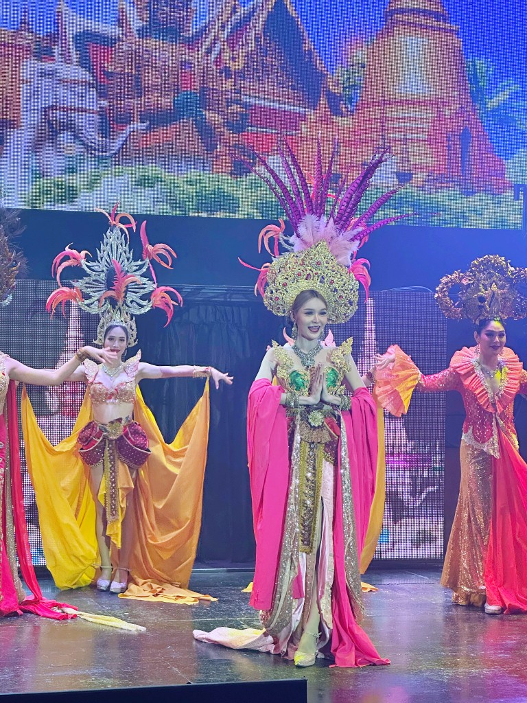 泰國清邁人妖秀 暹羅龍歌舞表演 超華麗無冷場小朋友也能看的精彩秀場（門票價格）