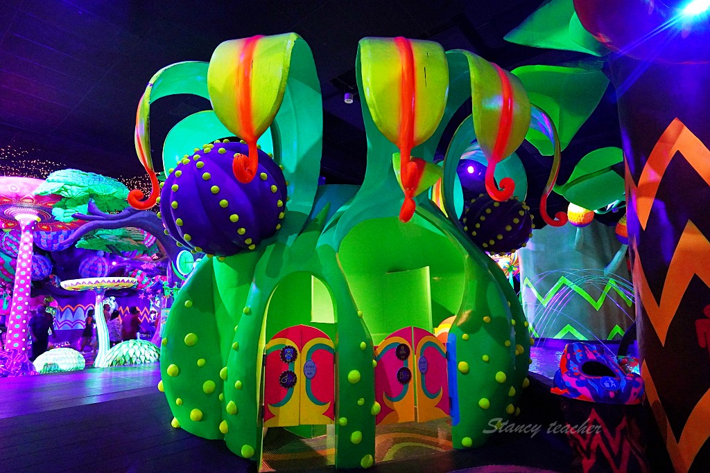 普吉島夢幻嘉年華Carnival Magic｜全世界最浮誇的夜間奢華樂園每天都是嘉年華