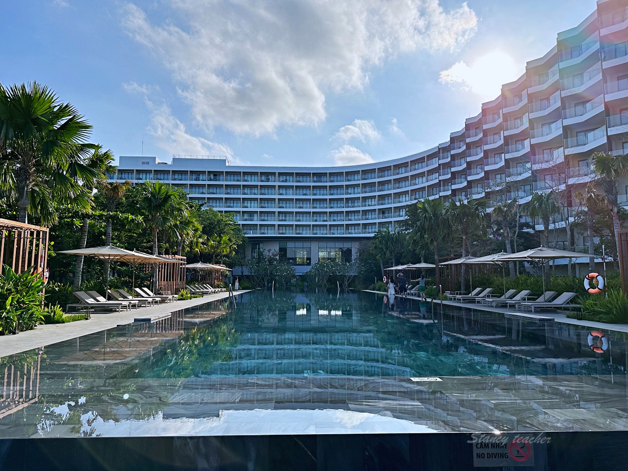 富國島飯店｜Crowne Plaza Phu Quoc Starbay 星灣皇冠假日飯店 私人沙灘無邊際泳池設備超新完美渡假飯店
